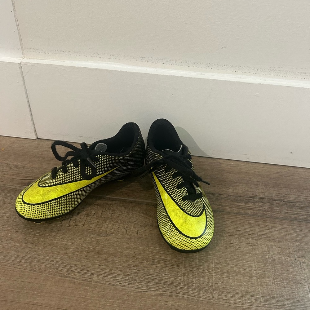 Nike Kids Soccer Cleats